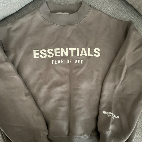 Essential crewneck - Picture 3 of 3